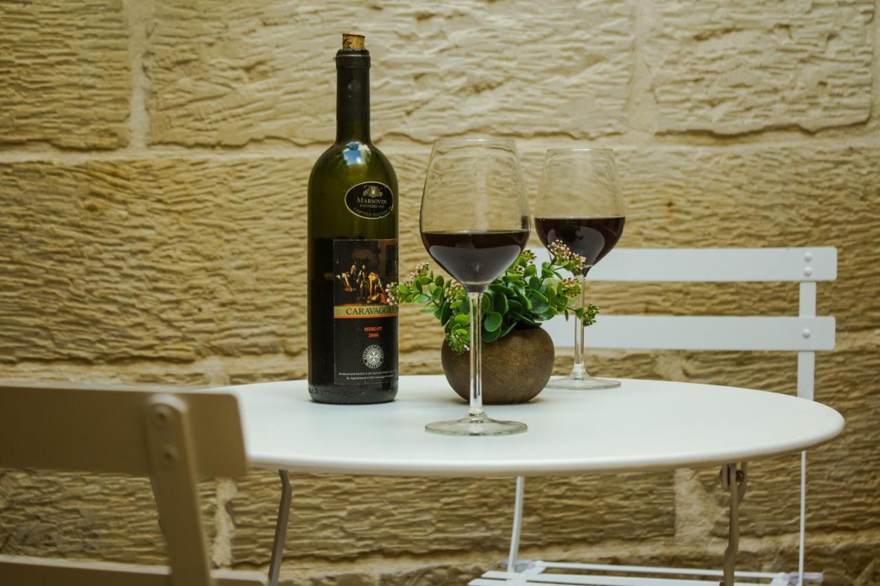 Ta' Gilard - Lovely Renovated Holiday Home Zabbar Exterior photo