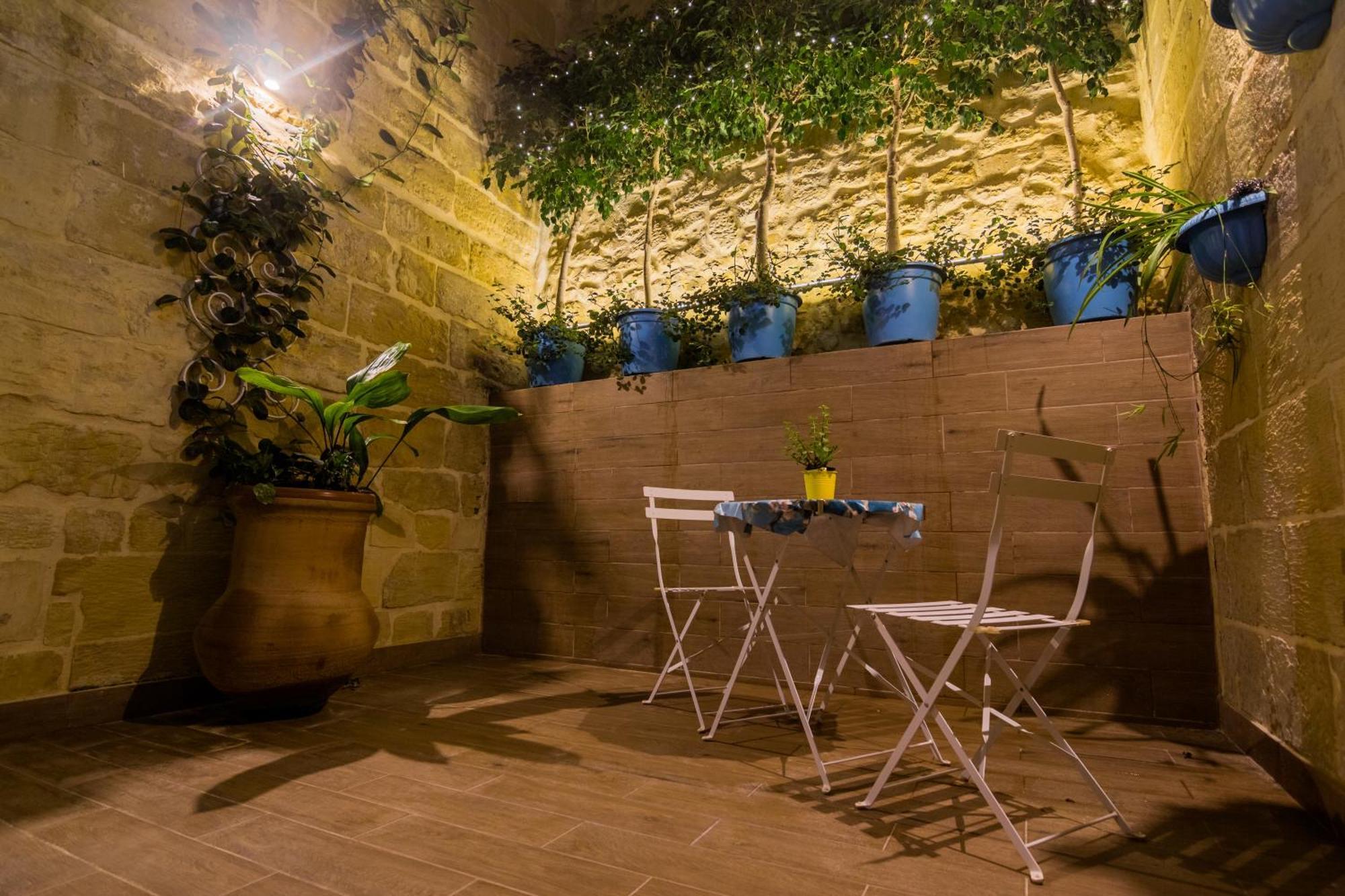Ta' Gilard - Lovely Renovated Holiday Home Zabbar Exterior photo